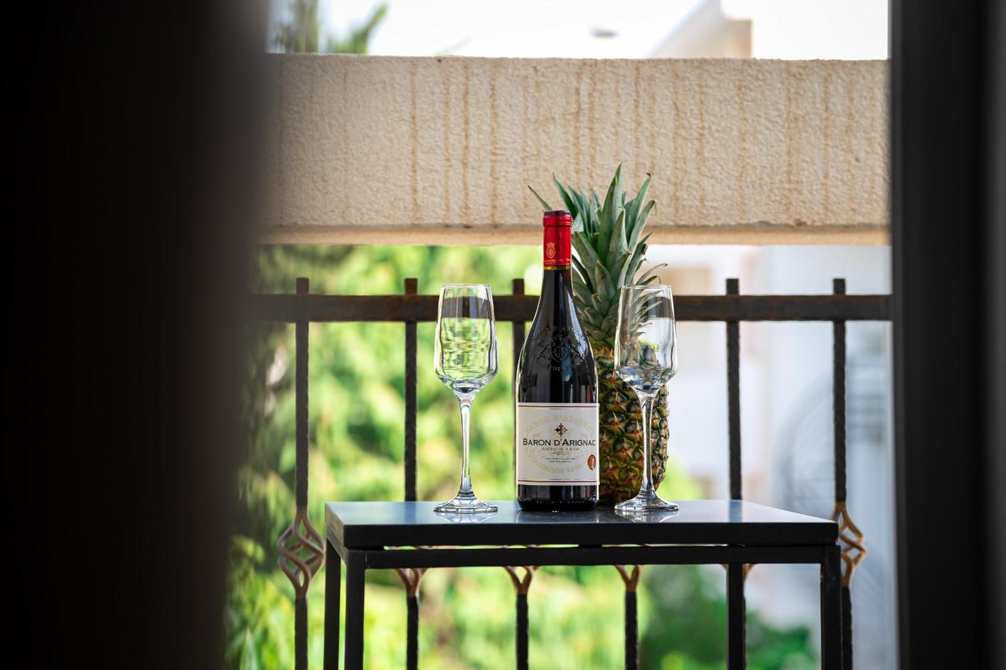Delfin Apartmani Sutomore Exterior foto
